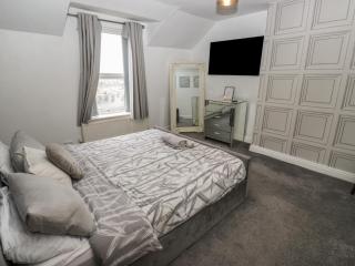 Chestnut Lodge - 1