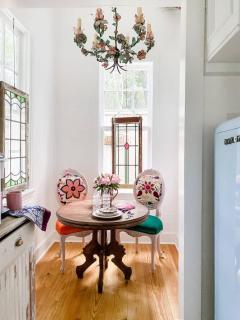 Historic Cottage in Round Rock TX CozyYard, WiFi - 3