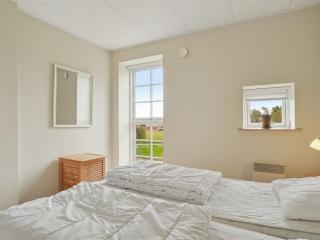 Apartment Rafn - 400m from the sea by Interhome - 4