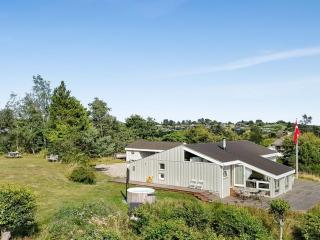 Holiday Home Sybil - 700m from the sea by Interhome - 6