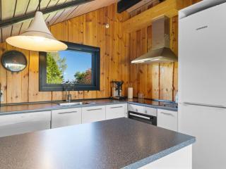 Holiday Home Allin - 350m from the sea by Interhome - 2