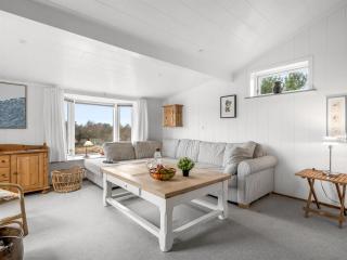 Holiday Home Hanne - 750m from the sea by Interhome - 1