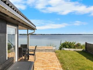 Holiday Home Yngvy - 10m from the sea by Interhome - Middelfart - 5