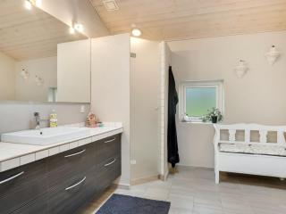 Holiday Home Hemfrith - 500m to the fjord by Interhome - 1