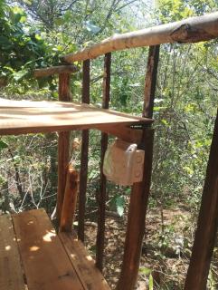 Serenity Tree house, own kitchen, brick pizza oven - 5