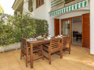 Apartment Country Club family garden big terrace by Interhome - 9