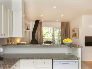Apartment Country Club family garden big terrace by Interhome - 1