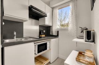 La petite Muse - Climatisation, Piscine et Parking gratuit - 7