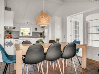 Holiday Home Nimrod - 70m from the sea by Interhome - 9