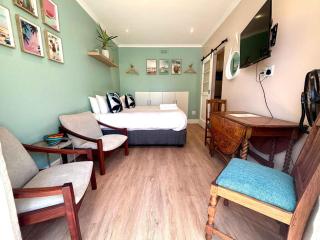 Starry Starry Night - Cape Town in Three Anchor Bay - Kapstadt - 1