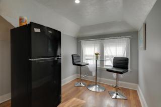 3 Mi to Blue Hills Skiing and Hiking! Couples Apt - 9