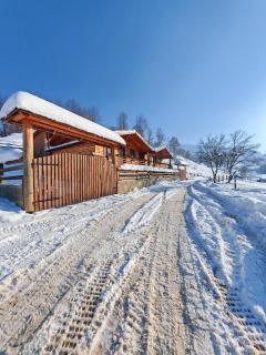 Casuțele de sub deal - 3