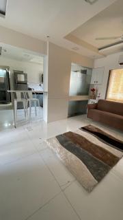 Crystal Avenue - Aurafarm stay by Hosana Hospitality - 1