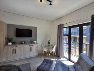 Hyde Park Retreat - 7