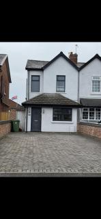 Comfortable 2BR Home in Southport up to 6 guest - 2