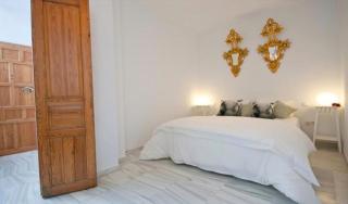 Apartamentos Almirante Hoyos - Sevilla - 1