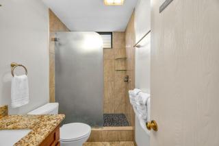 Enjoy The Maui Breeze And Sweeping Ocean Views (LEI 305) - 2