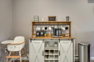 Ultimate Family Entertainment Hub in the Poconos! - 3