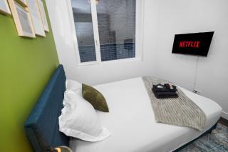 Modern 4BR South Loop Chicago Near McCormick Place and Soldier Field - 3