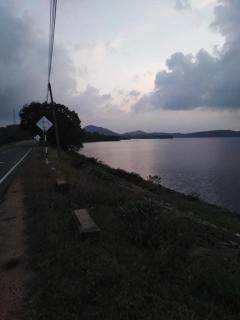 Lake parth Giritale - 1