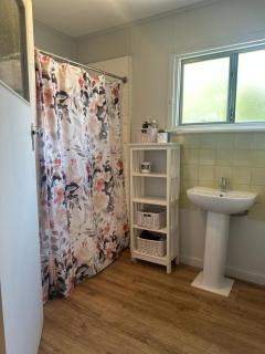 7 Salty Air Beach Shack Pets OK 350m to the beach! - 2