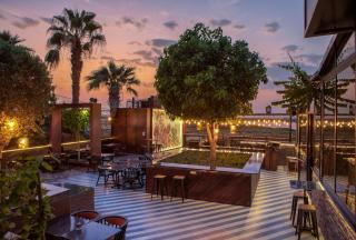 Yas Plaza Mangroves by IHG - Abu Dhabi - 9