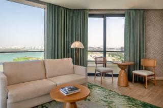 Yas Plaza Mangroves by IHG - 3