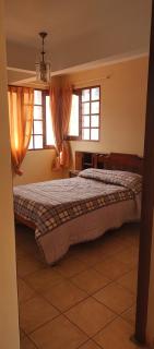 Departamento privado en casa familiar - 1