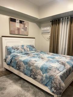 Central Studio in IT Park Cebu Near Business Hubs - 7