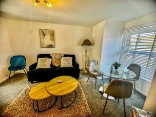 LimeTree in the Blue House - Cambridge Central Stay - 7