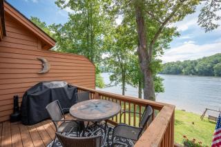 Hook, Wine & Sinker - 7