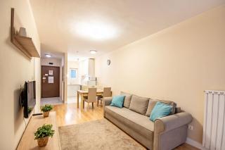 Comfy - Modern - Downtown - AC - 7