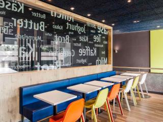 ibis budget Bern Expo - Berna - 8