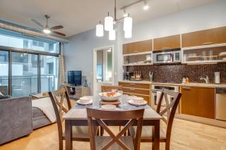 Near Fulton Market! Walkable West Loop Condo - 0