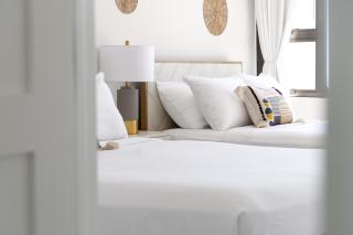 36FL Newly Renovated Condo with Gorgeous Ocean View - 1