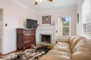 Hacienda del Rio River Home - 1