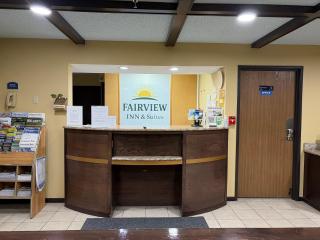 Fairview Inn & Suites Whitewater - 9