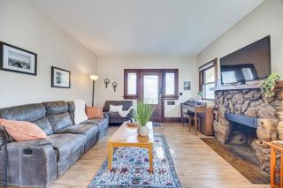 Walk to Colorado College & Dwtn! Home w/ Patio - 6