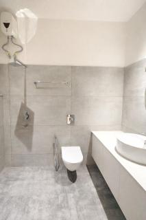 Serene Modern Home with Garden View - 9