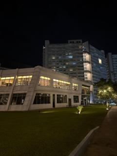 The vibe house - where good energy lives - 4
