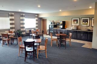 Brookstone Lodge & Suites - Algona - 3