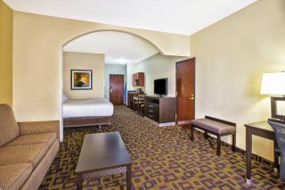 Holiday Inn Express Hotel and Suites Marysville by IHG - 2