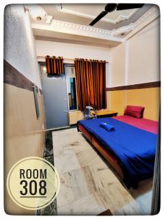 Hotel Ganga View - 8