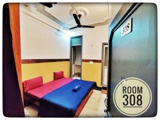 Hotel Ganga View - 4