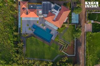 StayVista at SeaEra The Retreat with Infinity Pool, Jacuzzi - 2