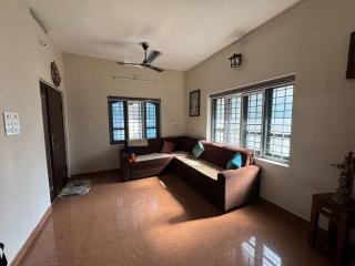 Puranattukara- Serene Stay by the Rice Fields - 9