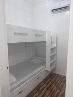 Kole & Kobe Haven - 7