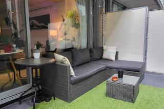 Stylish Home within Central Wellington - Free Parking - 2