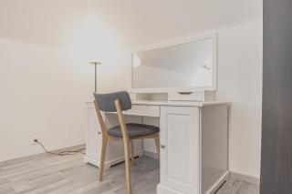 Spacious 2BR & 1LR Apartment Very Central in Vienna - 5