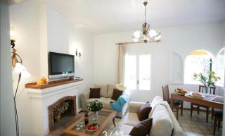 Sophia Upper & Lower - Kerasia Beachfront - 2